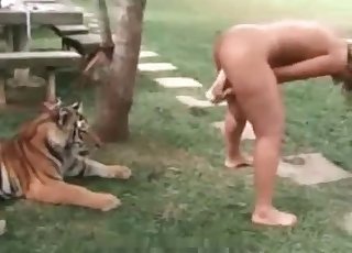 She gapes her pussy in preparation