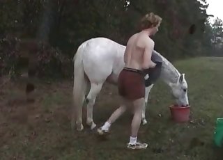 Extreme pussy eating for a big beast