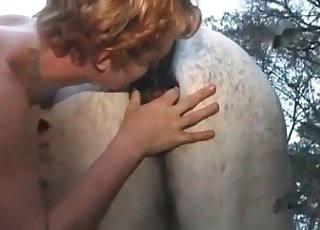 Extreme pussy eating for a big beast